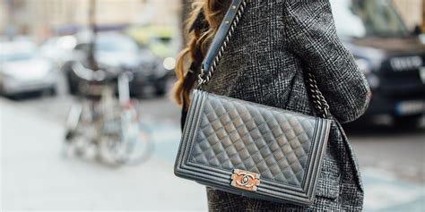 Reconnaître un faux sac YSL : astuces et conseils .